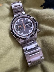 Tudor 70330N 灰貓