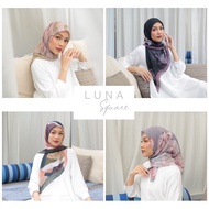 Swan Heritage Luna Cotton Square