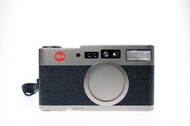 Leica CM Titanium Film Camera w/40mm f2.4 Summarit Lens #578  (一個月保用) 