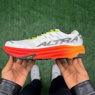 Altra Mont Blanc Carbon 運動跑鞋