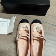 Chanel珍珠釦瑪莉珍鞋 37.5