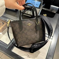 กระเป๋าสะพาย COACH CITY MINI Zip Handbag สายสะพายยาว 6.7 นิ้ว มีซิป