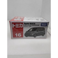 16 Tomica Toyota SIENTA