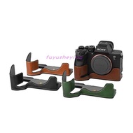 Suitable for Sony A7R5 Camera Bag Protective Case a7m5 Half Case A7M4 Leather Case Base Case Handle