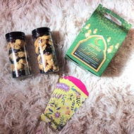 Combo Edition BISKUT RAYA HAZELNUT CHOCOLATE POD And CORNFLAKE CRUNCHY