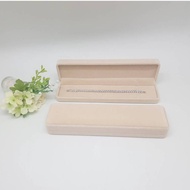 Long Bracelet Box Cream Color In Size 22*5.5*2.8 Cm. Code CN22
