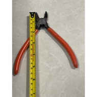 Used Fujiya cutting pliers