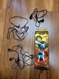 (數十年唔知價，自出價高者得)  90年代全新未開SONY"MDR-Q33SL".已開"MDR-E806"."SANYO"."aiwa"耳塞耳機共4對