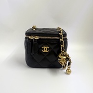 CHANEL香奈兒核桃金球小盒子黑色