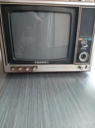日本製SONY早期12吋彩色電視 最後特價 ，道具擺設懷舊復古劇美拍，古董收藏