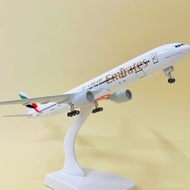 Emirates Airlines Boeing b777. High-end Metal Model with Die-cast Wheels 20CM Scale 1:400