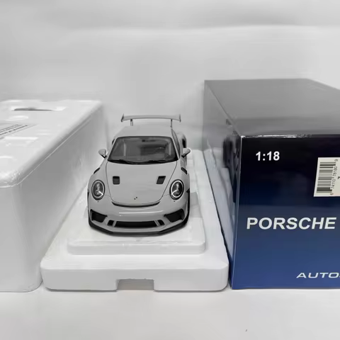 Die-cast 1:18 Scale Porsche 911 991.2 GT3 RS Simulated Alloy Static Car Model