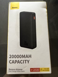Baseus 有螢幕顯示充電器20000MAH