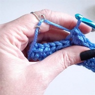 Knitted cat ring