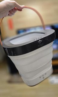 摩魚迷你折叠式冼衣機