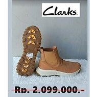 NEW Original CLARKS Waterproof Boots