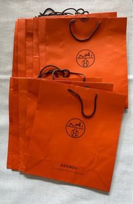 Hermes paper bag （ big size) 愛馬仕大紙袋 42 x 47 cm  ⭐️Birkin , Kelly , Lindy , Garden Party , Evelyn ,Picotin , In the Loop 手袋盒均合用