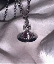 💕靚貨推薦 Vivienne Westwood  new tiny orb 土星紫色星球吊墜 項鏈 女款