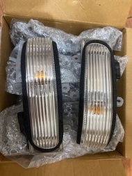 Đèn xi nhan gương Toyota Vios Altis Camry 2008-2013