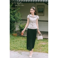 Straight lace skirt with Bazzi design - Real photo taken by myself