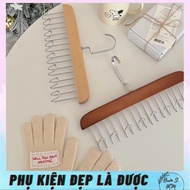 8-prong wooden hook, convenient 8-prong hook made of hook bar material is sturdy wood, comes with 8 