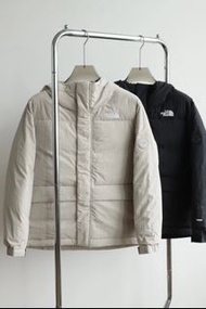 外國優惠預訂 2色選 the north face 刺繡logo 700户外機能防水 羽絨外套