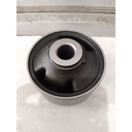 HYUNDAI Bushing bushing boshing bosing bush bus big lower arm boss front wheel new tucson 2011-2014H