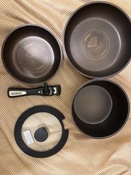 Iris ohyama 鑽石塗層可拆卸手柄鍋具套裝