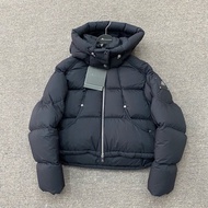 Moose Knuckles -女款 短款 連帽羽絨服 (帽可拆除)#XS S M