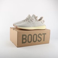 Adidas Yeezy Boost 350 V2 米白色