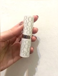 伊莉莎白雅頓 精油潤色護唇膏💄