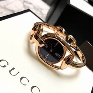 古馳手錶 Gucci手錶 古奇手錶女 女生手錶 玫瑰金色鑲鑽石英錶 手鐲手錶  氣質精緻奢華鋼鏈手錶 YA139507 精品錶