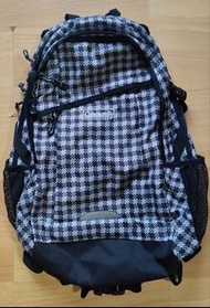 Coleman Walker 25 黑白格仔背囊