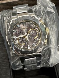 Casio Gshock MRG-B2000GA-1 40週年月山版, 限量500隻