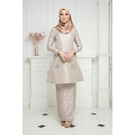 Dahleya Kurung by Myravallyn