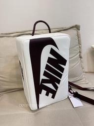 S.G NIKE SHOE BOX BAG DA7337-133 米白 咖啡 斜背包 鞋袋 鞋盒 健身包 手拿 手提袋
