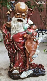 回收瓷器公仔 石灣公仔 鐘馗 福祿壽 關公 觀音 笑佛  等等陶瓷擺件