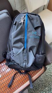 Arcteryx Arro 22  藍色