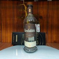 Glenfiddich 18 Old foreign wine bottle Made in Scotland 700ml for display and shelf decor (empty bot