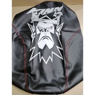 King Drag 'I AM KING' Seat Cover (Universal/EX5)