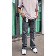 D-004 Double Knee Denim Stonedwashed Straightcut Unisex (Loose Fit)