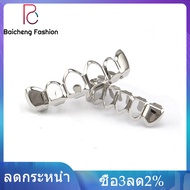 Baicheng ชุบทองแฟชั่น Hollow-Out อุปกรณ์เสริม Grillz ชุดซ็อกเก็ตเงาปลอมฟันสำหรับแร็ปเปอร์ Hip-Hop อุปกรณ์เสริมแฟชั่นจัดส่งที่รวดเร็ว