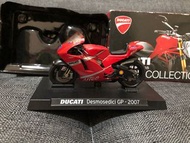 Ducati desmosedici go-2007(1:24)7-11摩托車模型