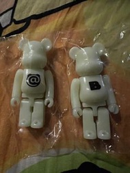 bearbrick 100% series 44 字母