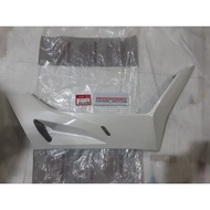 White Right Footrest Cover or Right Floor Side Cover for Honda PCX 160 K1Z ORIGINAL 64431K1ZJ10ZU