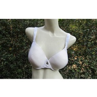 SAMPLE BRA BY MAIDENFORM SEAMLESS BRA WITH FOAM AND UNDERWEAR PCM SIZE 38C (C85) - FULL CUP