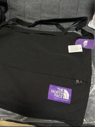 全新現貨不用等 日本 the north face purple label 刺繡logo 斜跨包