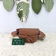 《荃灣實體店》LOEWE Mini Gate 焦糖色馬鞍包 斜肩包