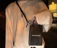 全新正貨｜Balenciaga Logo mini tote 巴黎世家 黑色手機包 斜孭袋 ｜ 5938260AI2N1000