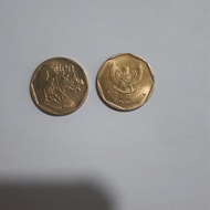 Uang Koin 100 Rupiah Karapan Sapi tembaga tahun campur uang kuno